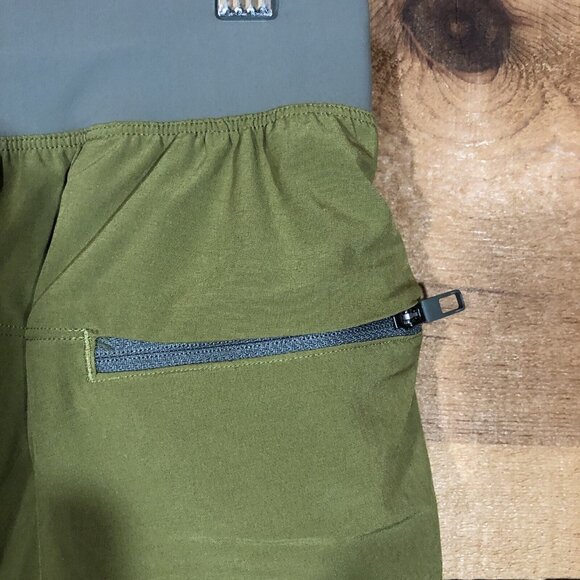 Lululemon 2 Tone Activewear Exercise Running Shorts Mens Size Medium Pockets - Picture 10 of 11